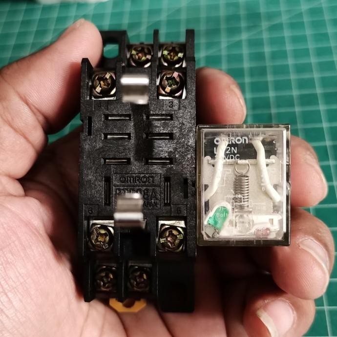 Relay Omron Ly2N 24Vdc + Socket Omron Ptf08A 8 Pin Original Japan New Stok
