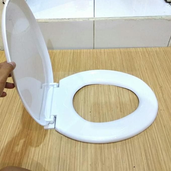 TUTUP CLOSET UNIVERSAL,TUTUP CLOSET DUDUK