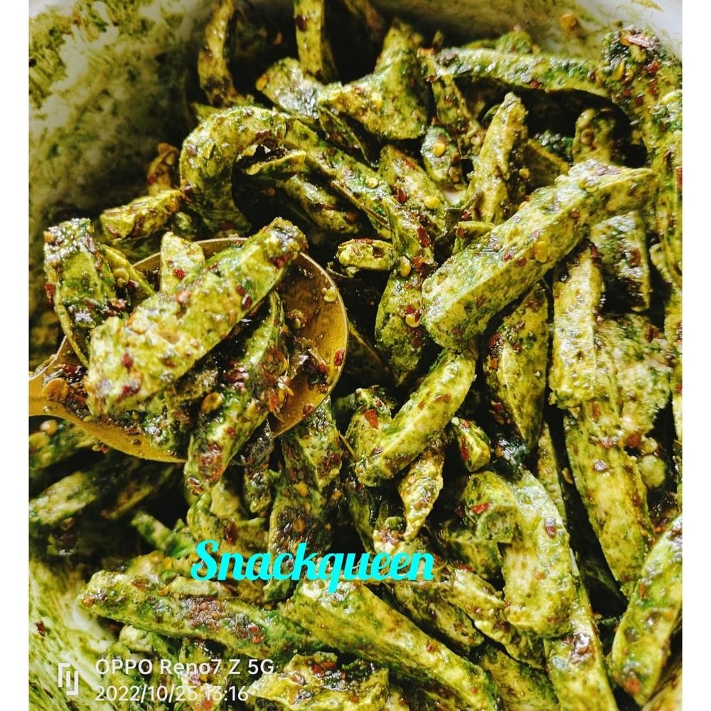 

HJ Basreng baso goreng pedas bumbu cabe hijau isi 1kg