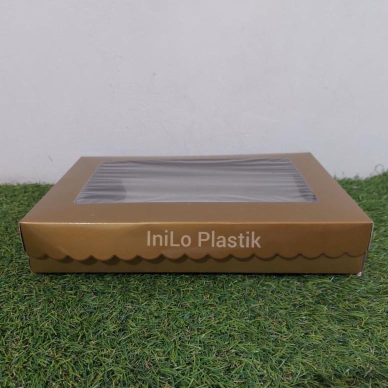 

iQ45 fg-87 @10pcs Box / Dus / Kotak Kue Hampers Emas Gold 20x30x5 cm / Dus Gold KM Kaca Original Viral