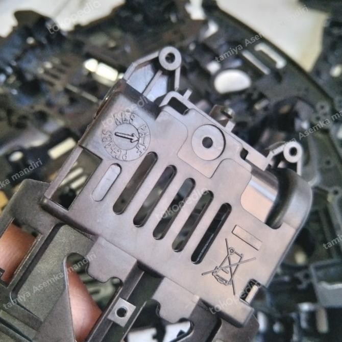 CHASSIS TAMIYA SUPER-II CARBON/SASIS SUPER 2 CARBON ORIGINAL TAMIYA KUN