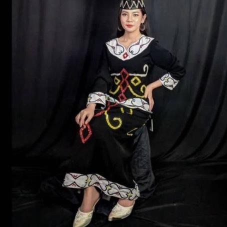 CR - Baju Adat Kalimantan Tengah Wanita // Pakaian Adat Kalimantan Tengah Wanita // Baju Adat Kalten