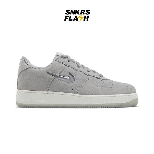NIKE Air Force 1 Colour Of The Month Light Smoke Grey Sepatu Sneakers Unisex - DV0785003 - Size 38.5