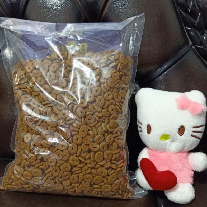 Bolt Cat Food 1 Kg Donat Rasa Tuna - Makanan Kucing