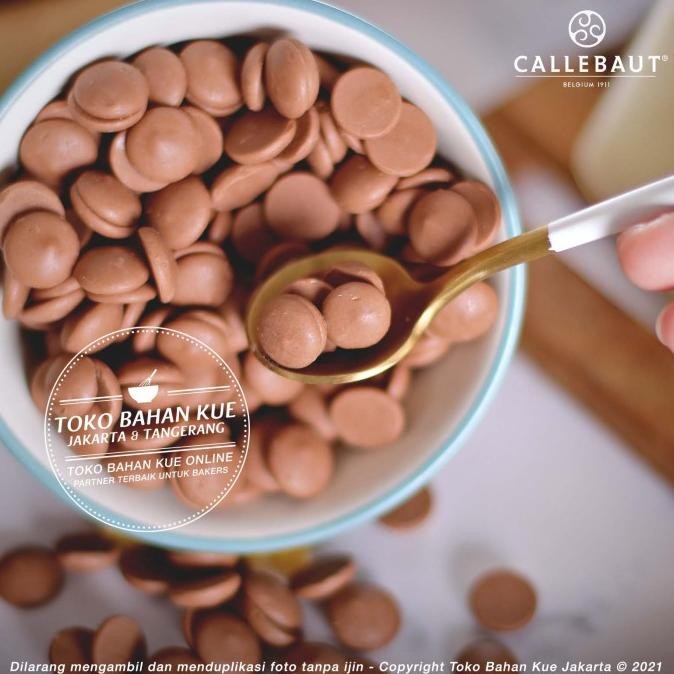 

Grosir Callebaut Milk 823 Nv 33,6% 1Kg Asli Chocolate Couverture 823Nv Coklat