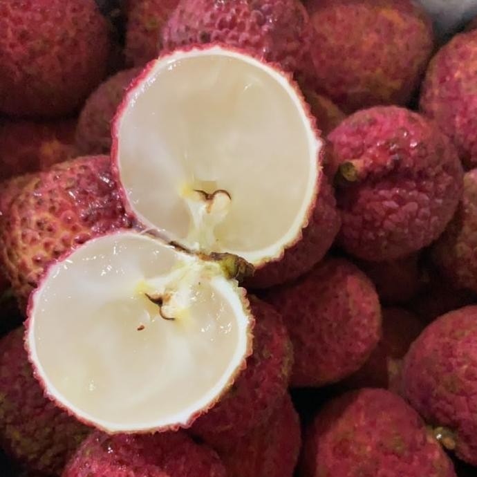 

Promo Buah Leci Segar/Lychee 1 Kg