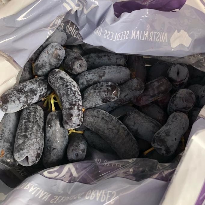 

Murah Anggur Hitam Shapire Buah Mondrop Fresh Per Pack