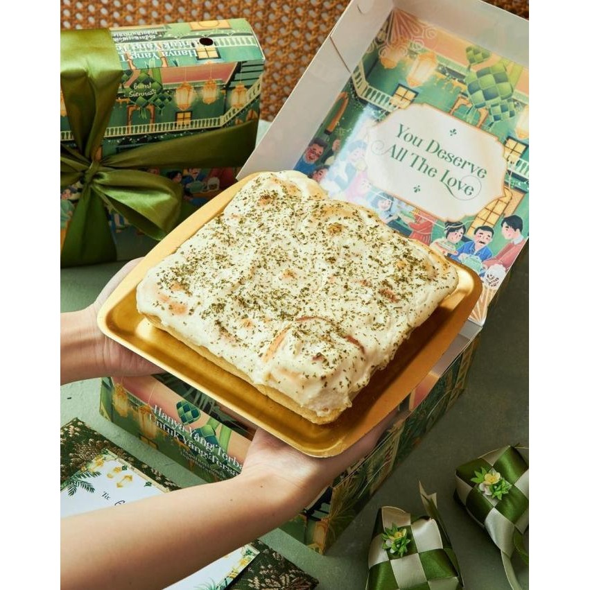 

HAM AND BRULEE CHEESE ROLLS - Lebaran Hampers