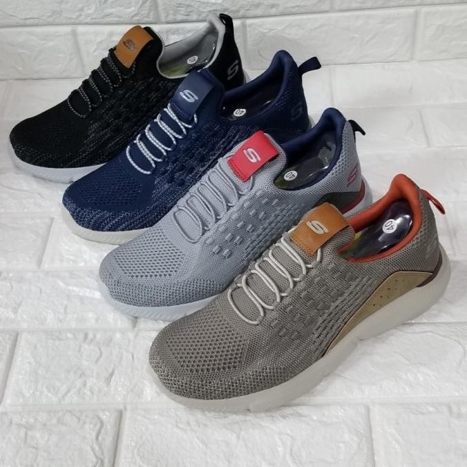 Skechers Relaxed Fit Ingram 2.0 Sepatu Skechers Pria
