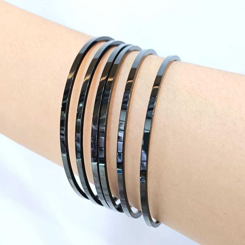 Gelang Keroncong Titanium Hitam Polos