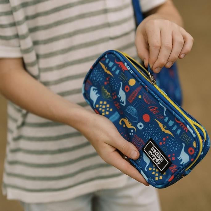 

Terbaru Freckles Evrydy Pencil Case - Tempat pensil