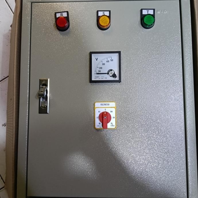 Miliki Panel Pembagi Listrik 3Phase 6 Group/Panel Pembagi Listrik 3 Phase/Panel Instalasi Listrik 3 