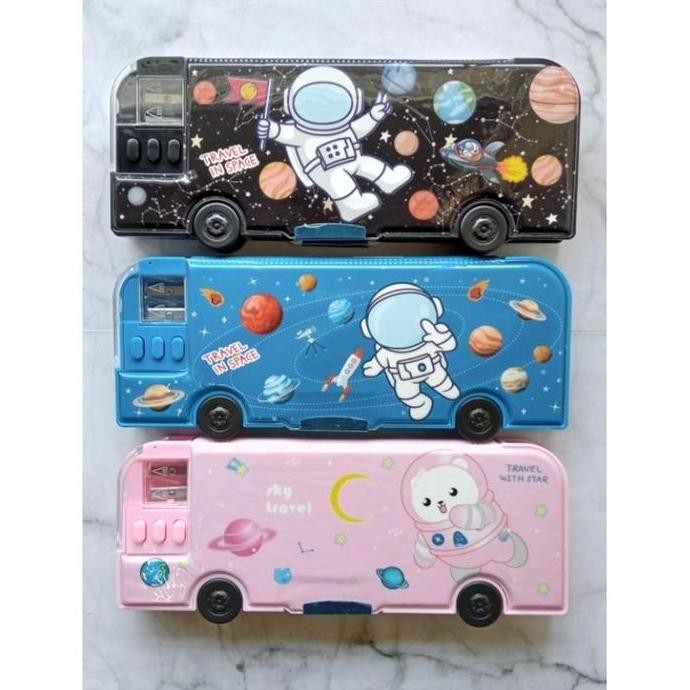 

Terbaru (Mobil) Kotak Box Pensil Pencil Case Magnet Bentuk Karaktet Bis ada terdapat roda rautan multifungsi bolak balik untuk anak laki laki cowok cewek perempuan