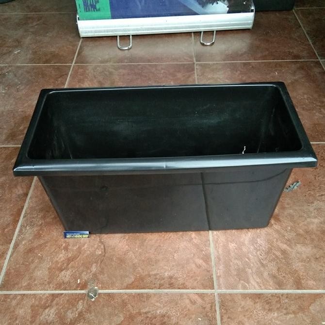 pot plastik panjang polos hitam murah