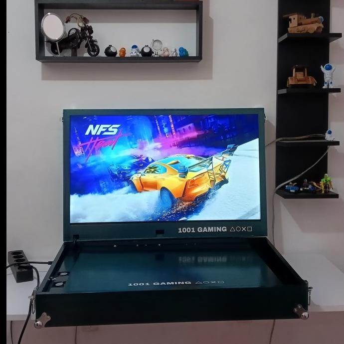 Playbox  smart Tv 32 inch