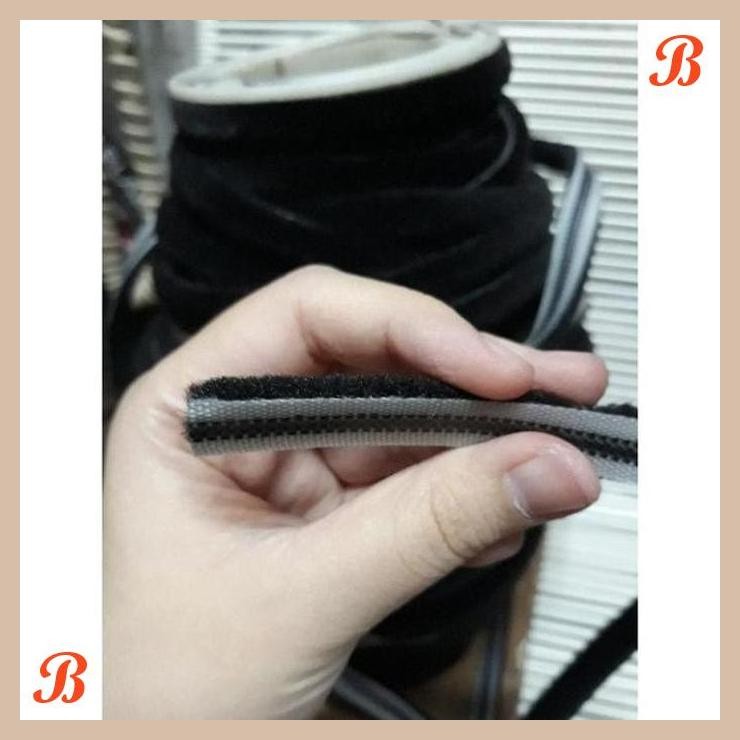 [HLM] KARET MOHAIR/ KARET LIS PINTU/ KARET PELIPIT KACA PLAT MOULDING COLT T120 MERK IRC