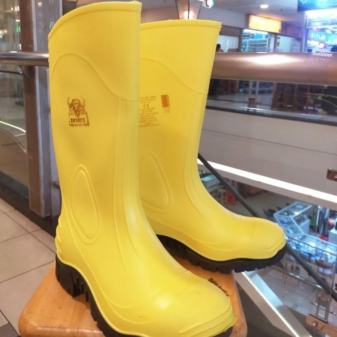 Diskon Sepatu Safety Boots Inyati Wayna / Sepatu Safety Boots Karet Besi