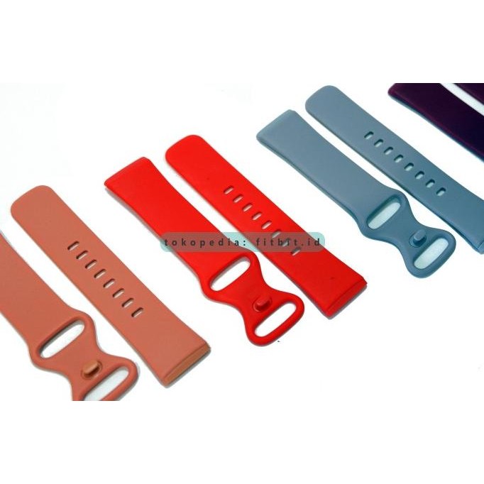new  Fitbit Versa 3 / Fitbit Sense Silicone Strap murah