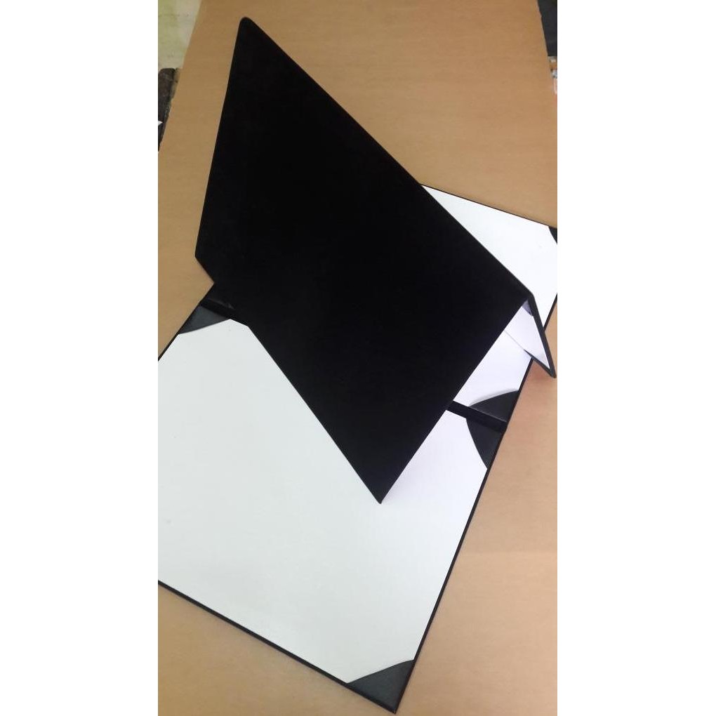 

tyS map beludru biru polos A4