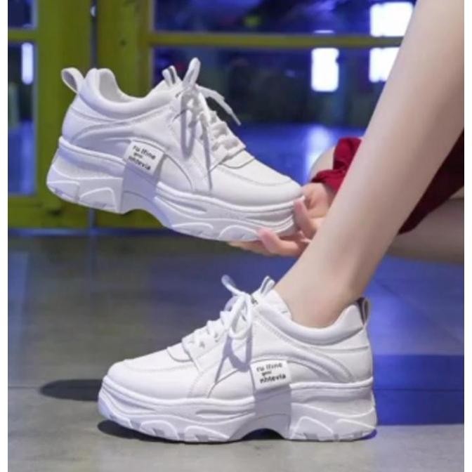 ''Terlaris" Sepatu Sneakers Wanita Korean Style Upline