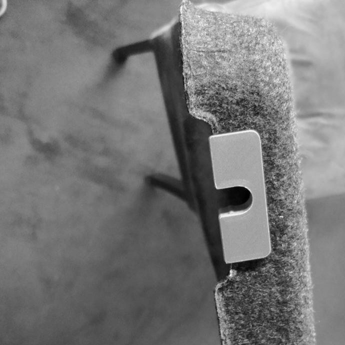 Dudukan Rak Bagasi Nissan March / Klem Bagasi Atas - Engsel Cover Bagasi Nissan March