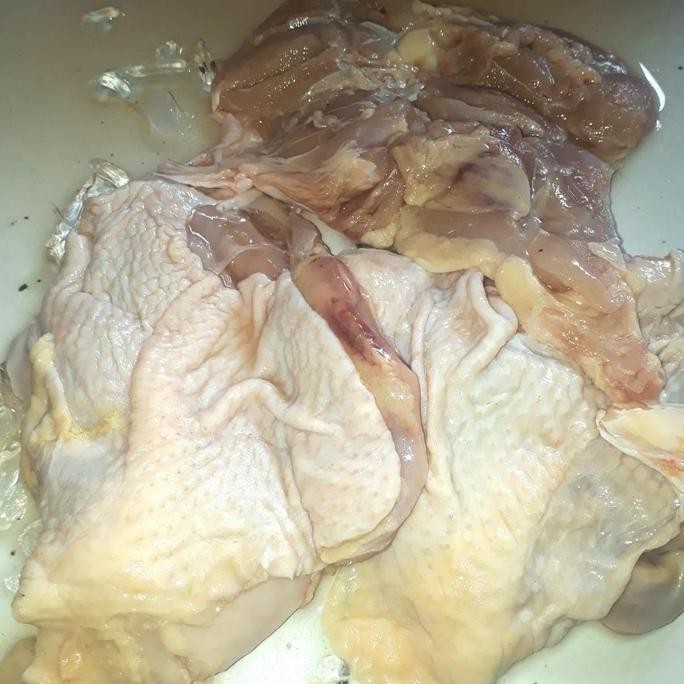 

fillet paha ayam kulit /Boneless paha kulit (Fresh/Frozen)