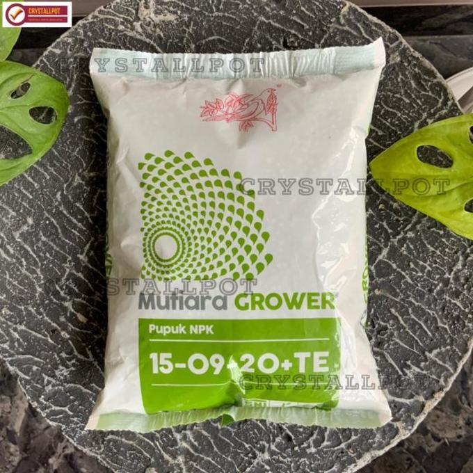 

Terlaris Pupuk Meroke Npk Mutiara Grower 15-09-20+Te Kemasan Pabrik 1 Kg
