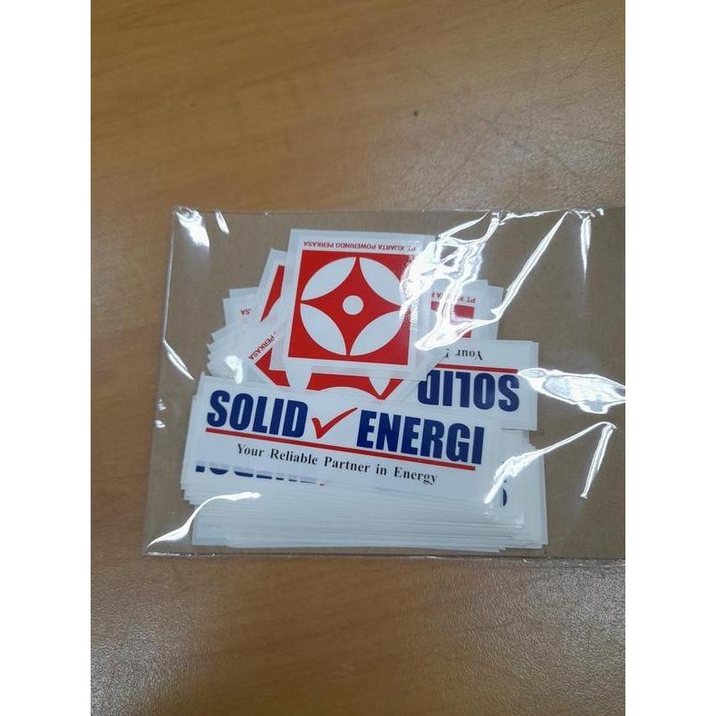 

ready Stick8 Sticker Print Cutting Vinyl Doff Glossy Custom Cetak Stiker Waterproof A4