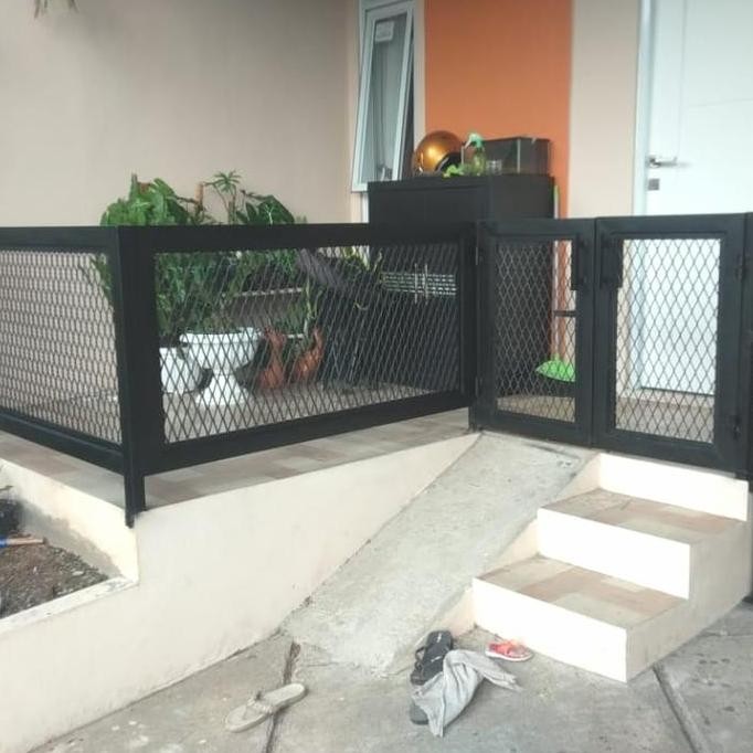 Pagar Balkon Besi Kawat Expanda