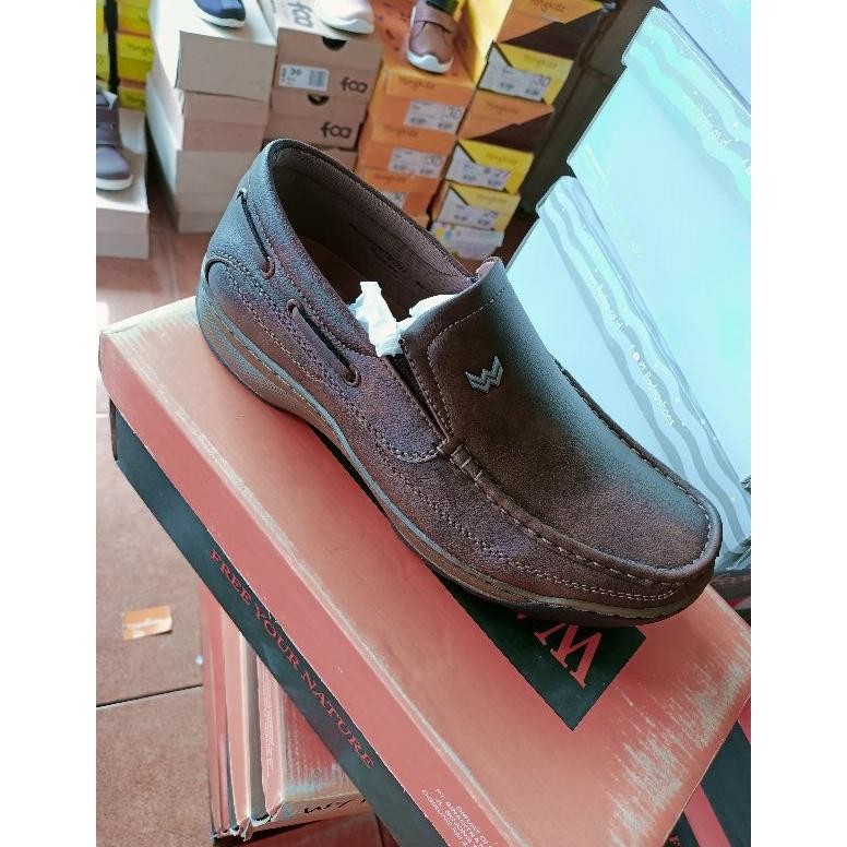 Sepatu watchout original