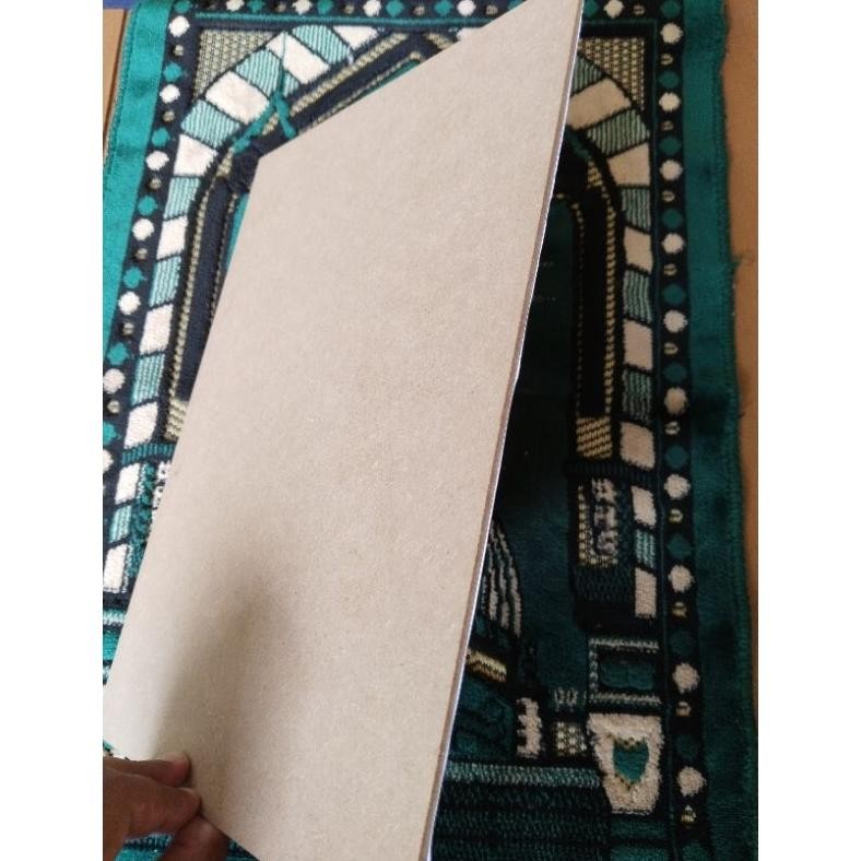 Ready Kolase Biji Bijian Kaligrafi Tulisan Allah