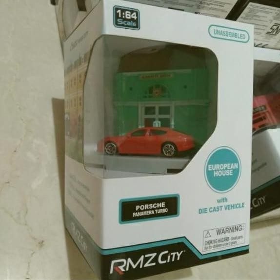 diorama rmz city 614019 charity shop