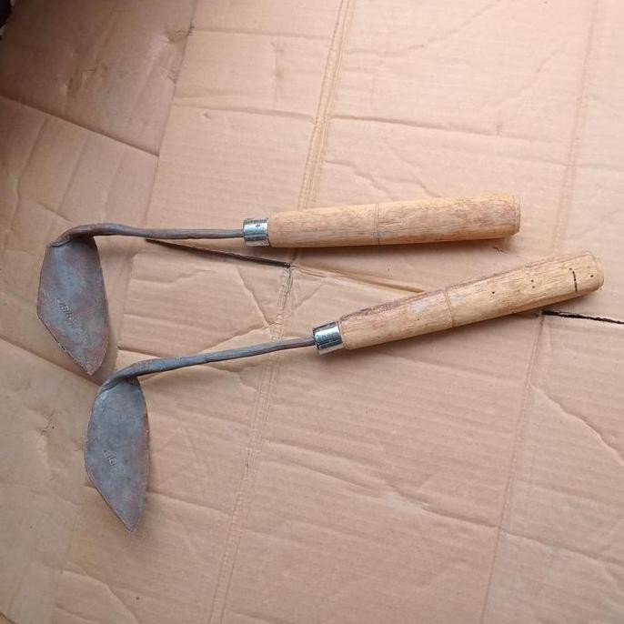 

Terlaris Kored Rumput Dangir Padi -Gatul Tanah Miring- Wangkil Cangkul Mini