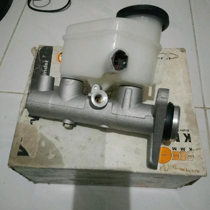 New master rem atas Toyota Corolla great Toyota Corona absolute baut 3 merek KMM