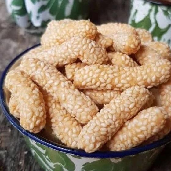 

Terlaris Kue Keciput Wijen Cemilan Enak Cocok Buat Sajian Lebaran Gratis Packing Kardus Dan Bublewrap