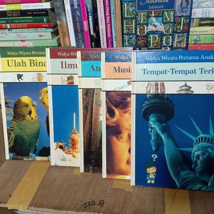 ready stock buku Widya Wiyata pertama anak anak dinosaurus