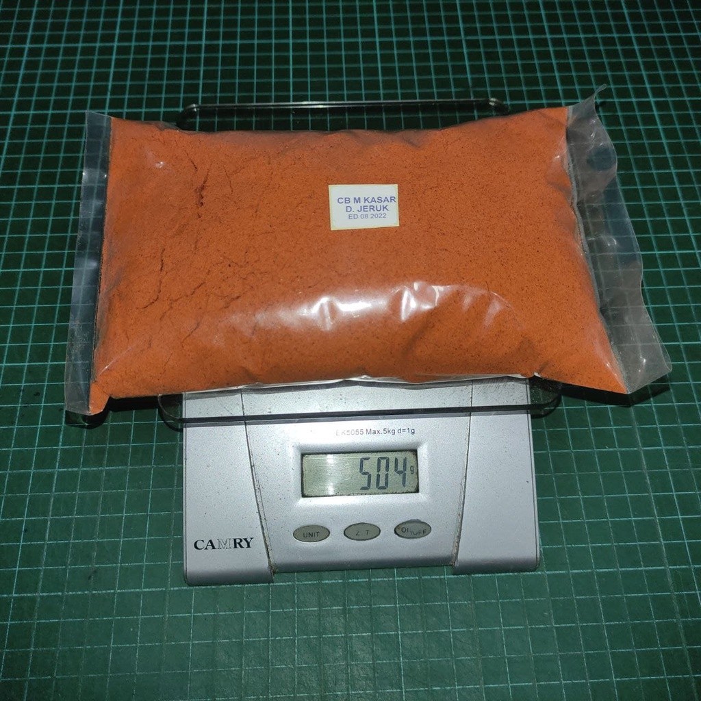 

CABE BUBUK MERAH KASAR DAUN JERUK 500 GRAM REPACK - CABE BUBUK RASA GURIH PEDAS CABAI DENGAN AROMA DAUN JERUK, TEKSTUR AGAK KASAR, COCOK UNTUK BAHAN SAMBAL REBUS DAN SAMBAL LAINNYA ATAU BISA LANGSUNG DITABUR DI SNACK / MAKANAN.