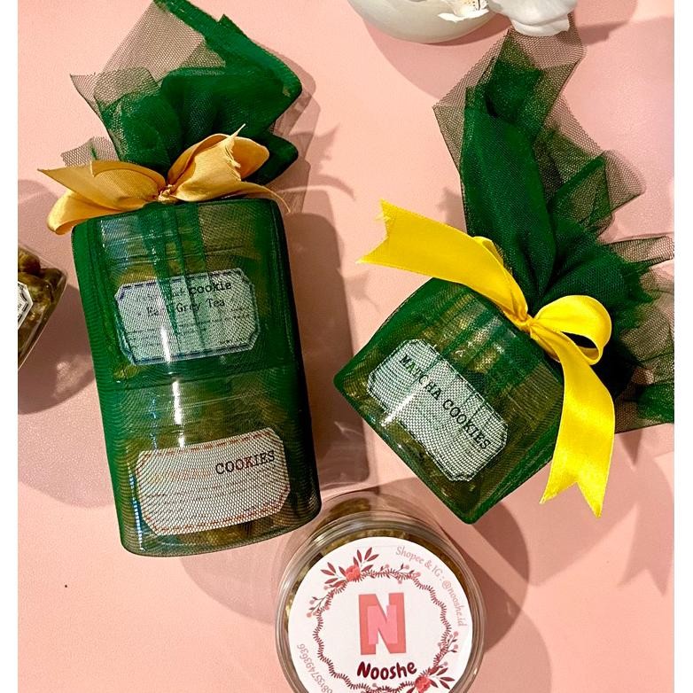 

Hampers / Parsel Lebaran Idul Fitri Cookie / Kue Kering by Nooshe.id - tile nUg