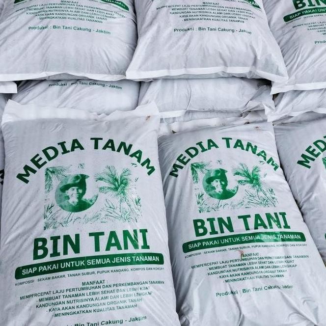 

Terlaris Alat Pertanian Taman Garden Media Tanam/Kompos/Organik/Tanah Pupuk/Pupuk Kandang/Tanah Hitam
