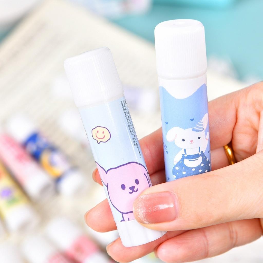 

Zbh Lem Perekat Kertas Padat Glue Stick Lem Stik Batang Putar Sekolah Kantor Motif Korea Lucu