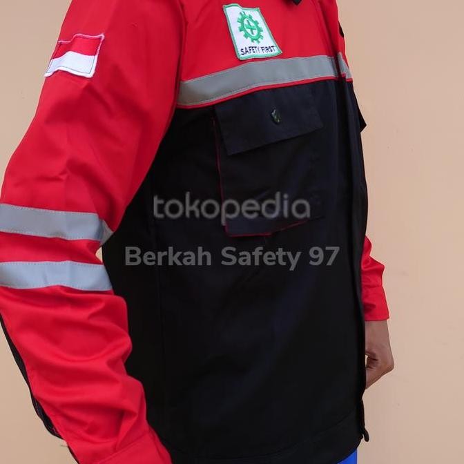 . Baju kerja safety K3 merah