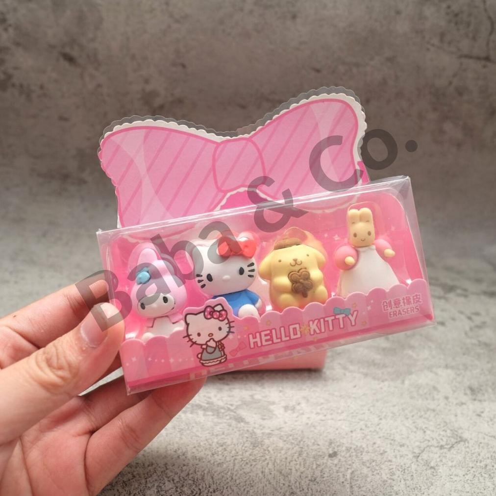 

KEKINIAN PENGHAPUS SANRIO FAMILY BOX MEWAH KT1203-01 PENGHAPUS HELLO KITTY 1 SET ISI 4 PCS PENGHAPUS LUCU UNIK MURAH ALAT TULI SEKOLAH KANTOR ATK MURAH BISA COD TERLARIS