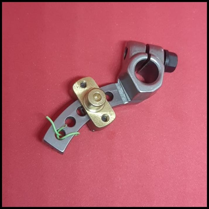 Kasar Halus/Exentric Mesin Obras Pegasus M 700