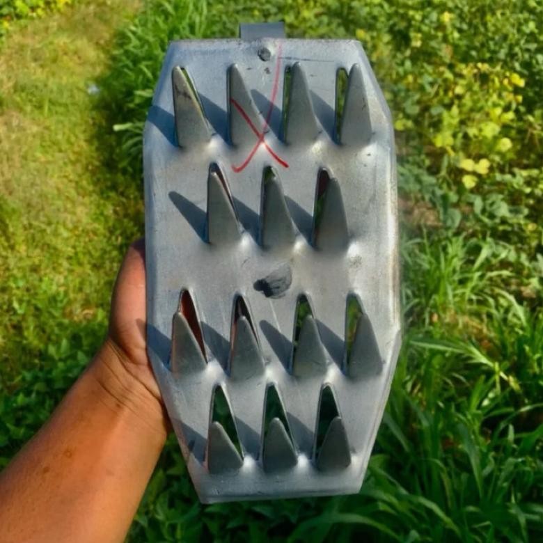 Tahan Lama Osrok Sawah Peyiangan Rumput Sawah - Alat Matun Osrok Padi - Garuk Pembersih Gulma Sawah 