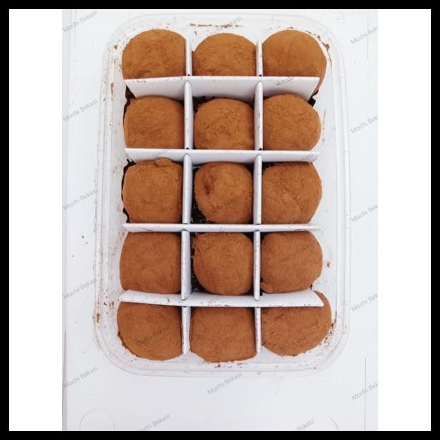 

KUE MOCHI ISI COKLAT TOPPING BUBUK COKLAT ISI 15 PCS