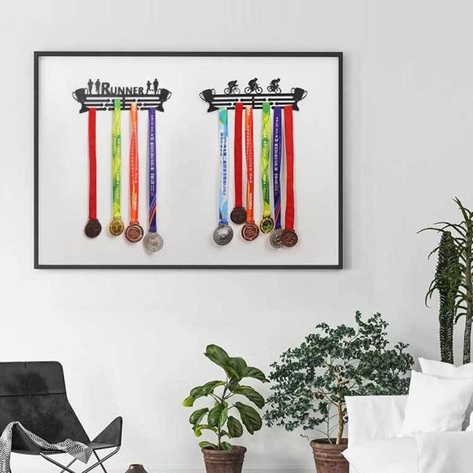 

Gantungan Medali Dinding Medal Hanger Runner Cycling Basketball Football Ukuran 40cm Bahan Besi HM