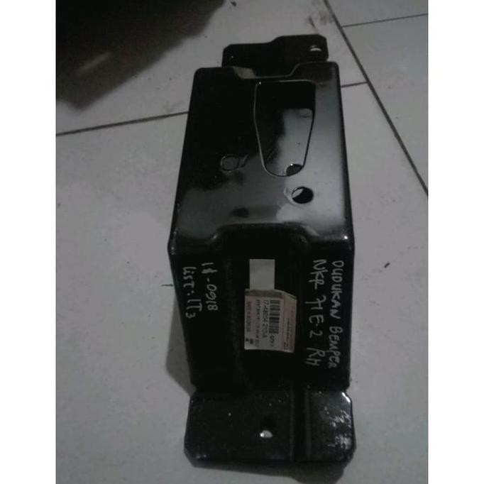 Breket Bumper / Dudukan Bumper Depan Isuzu Elf New Terbaik