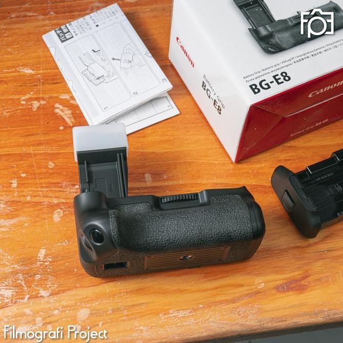 Canon BG-E8 Vertical Battery Baterai Batre Grip For 550D / 600D / 650D / 700D - Original Canon NEW K
