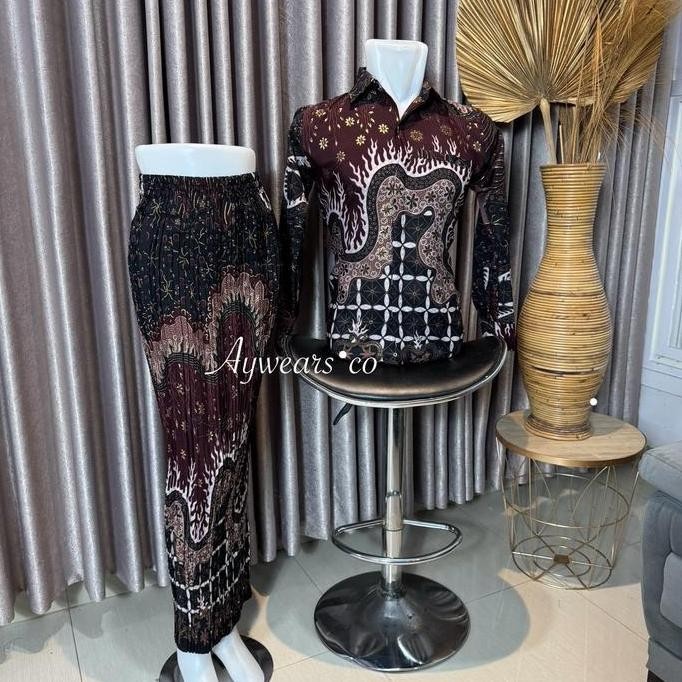 Aywears Batik Couple Arshaka burgundy cocok/ batik couple kemeja batik dan rok prisket / batik pesta
