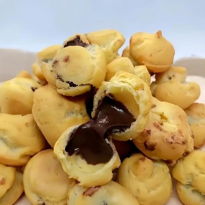 

COD SOES COKLAT COKELAT/STRAWBERRY/UPDATE KEMASAN TERBARU / MEREK BARU/MALONA/500G/1KG / MIX RASA/HALAL KUE SUS KERING ISI SOES COKLAT LUMER 1 KGR ENAK MURAH CEMILAN KELUARGA, CHOCOLATE FOOD MAKANAN SNACK MANIS BISKUIT SUSU TOPLES